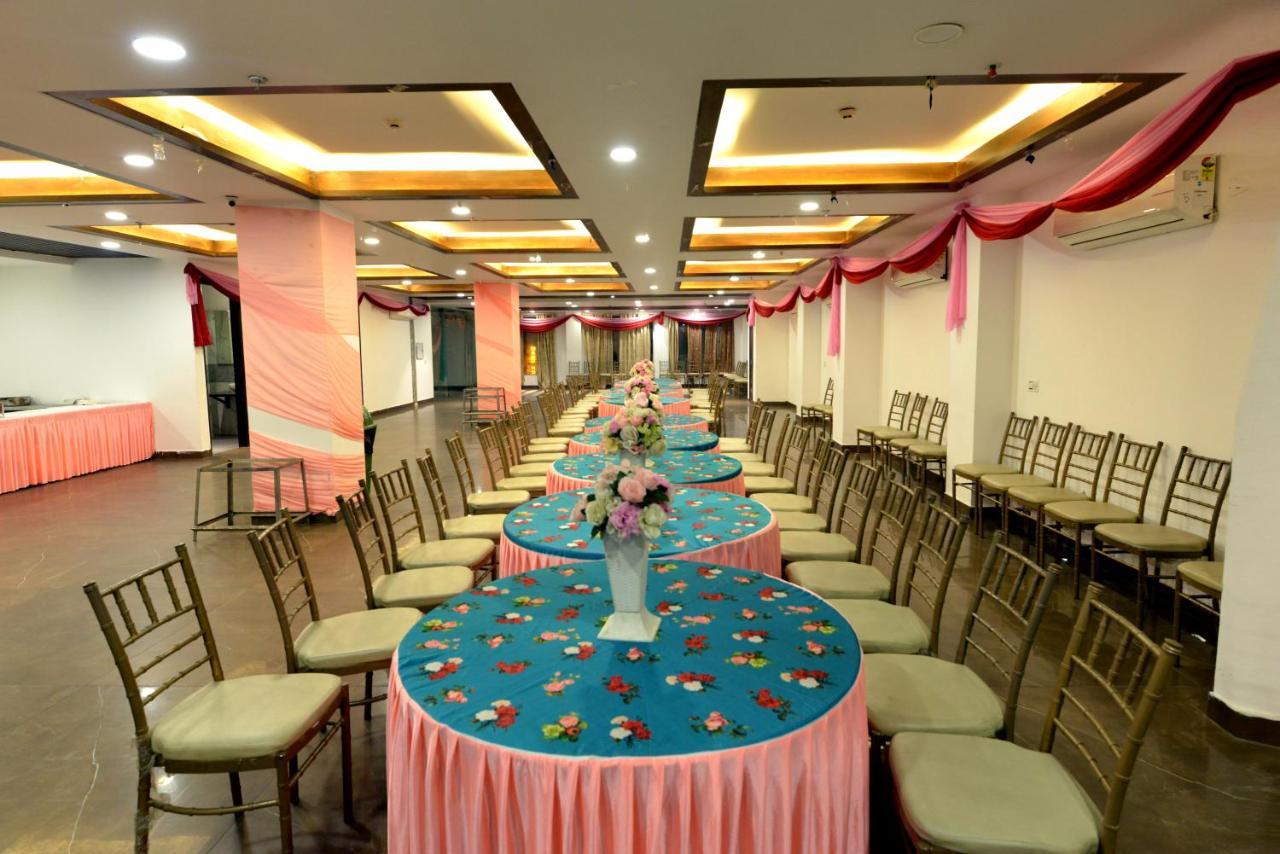 Nayagaon Hotel The Yellow מראה חיצוני תמונה