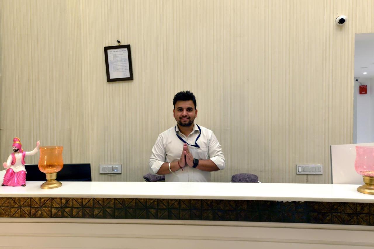 Nayagaon Hotel The Yellow מראה חיצוני תמונה
